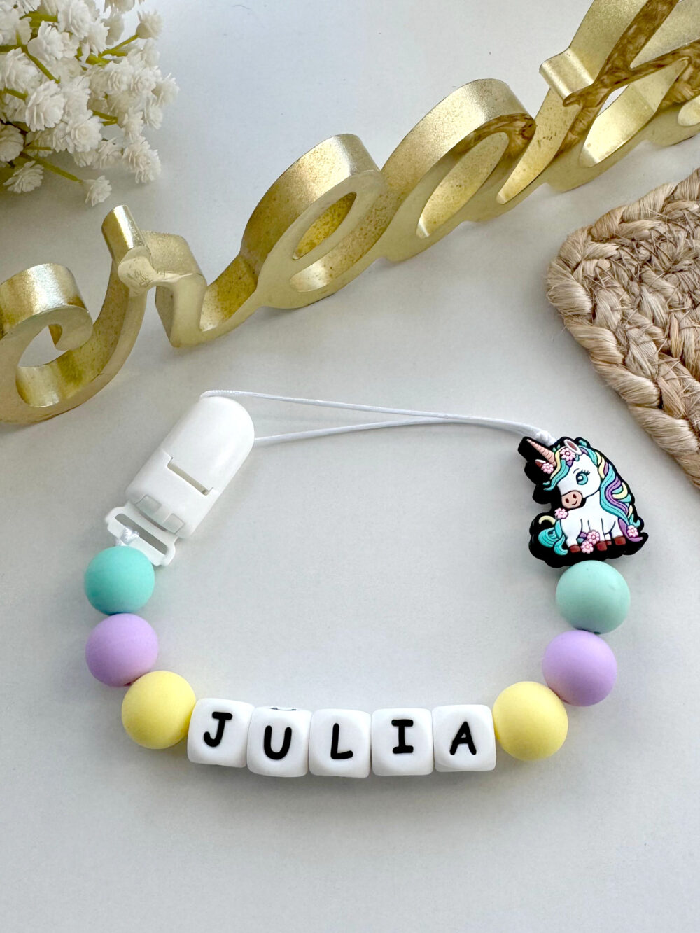 Prendedor de chupeta tema unicornio